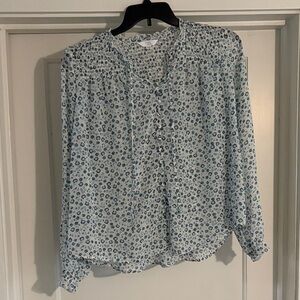 Time and Tru Light Blue Floral Patterned Blouse